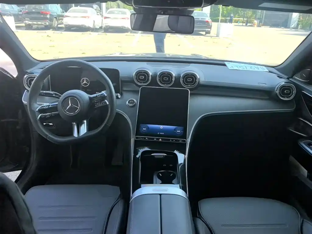Mercedes-Benz C-Class 2022 — фото 10