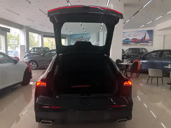 Changan UNI-V 2024