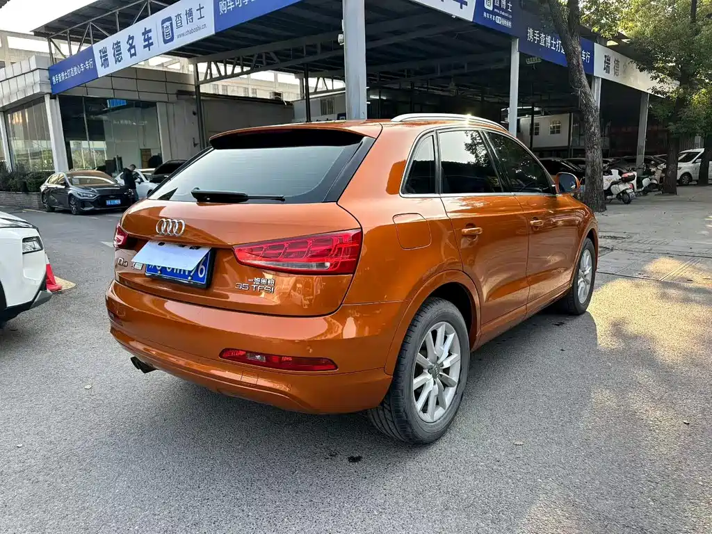 Audi Q3 2016 — фото 7