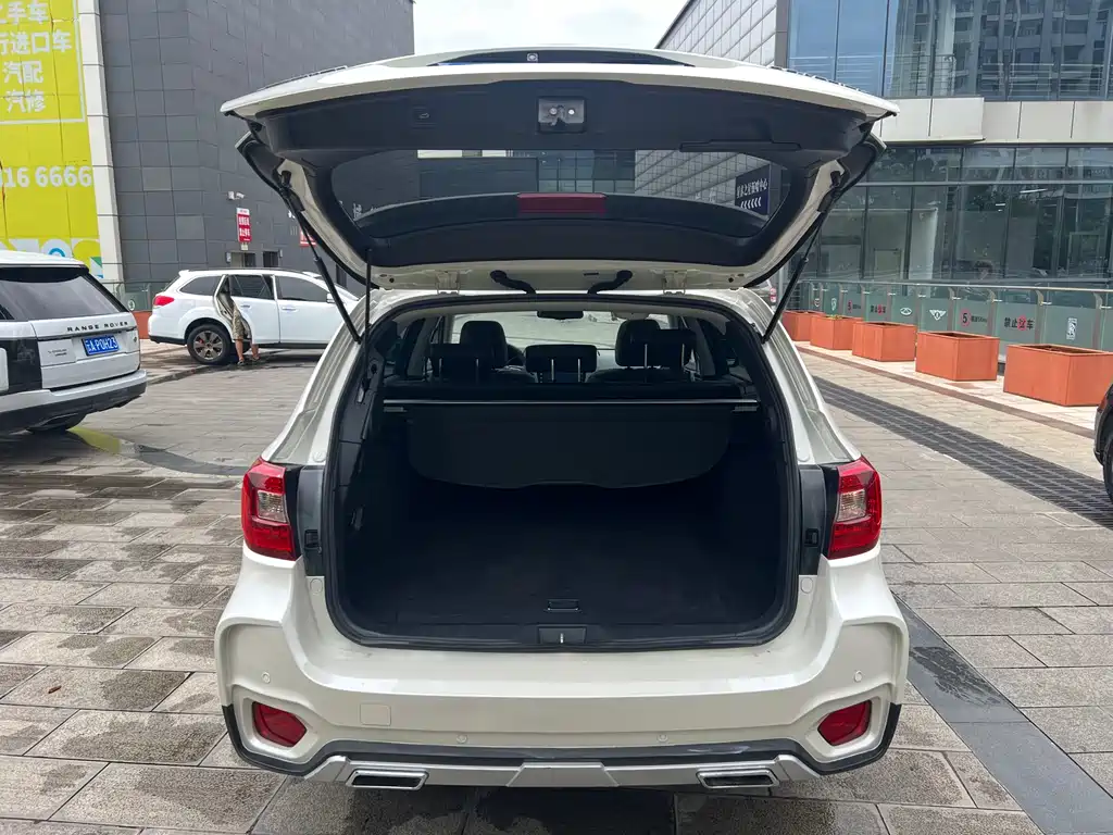 Subaru Outback 2017 — фото 10
