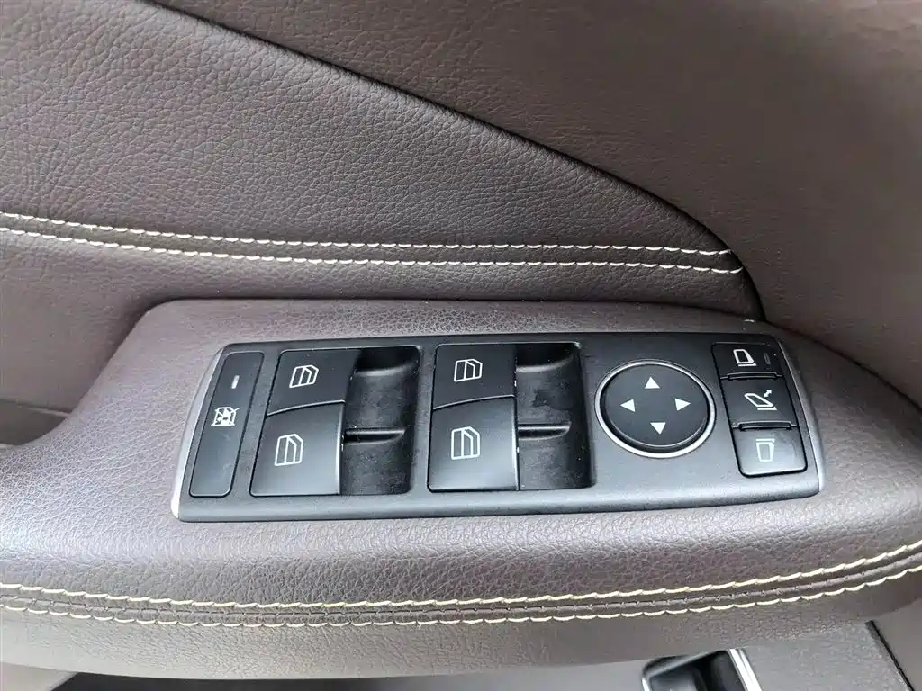 Mercedes-Benz GLE 2019 — фото 11