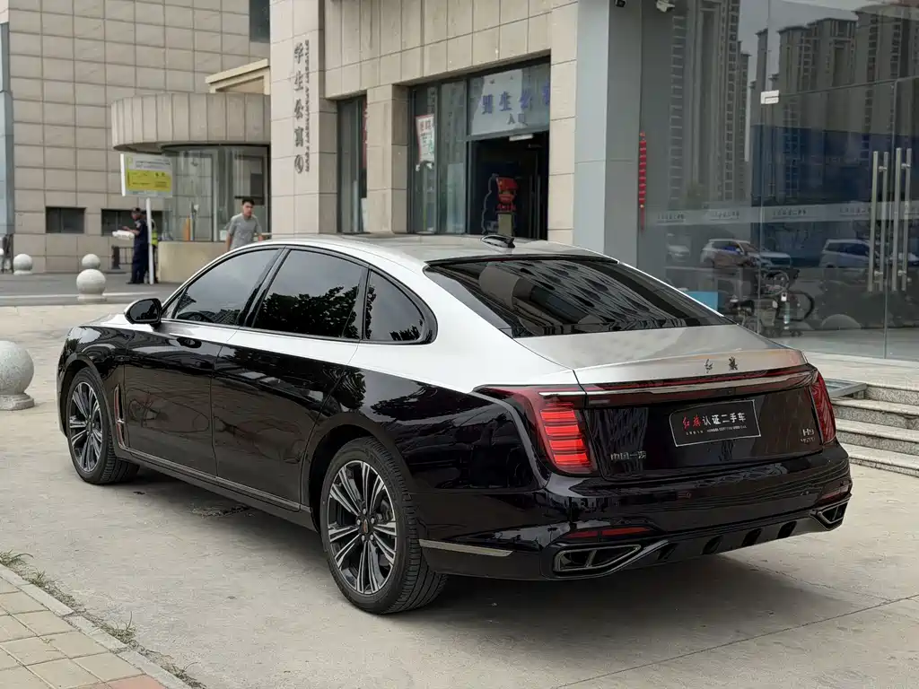 Hongqi H9 2025 — фото 14