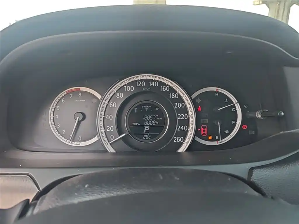 Honda Accord 2015 — фото 12