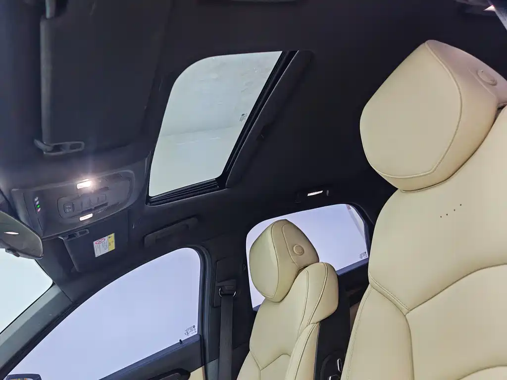Cadillac CT6 2021 — фото 18