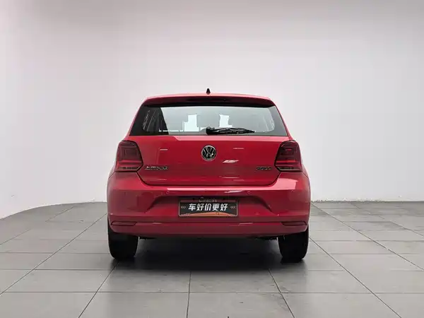 Volkswagen Polo 2015
