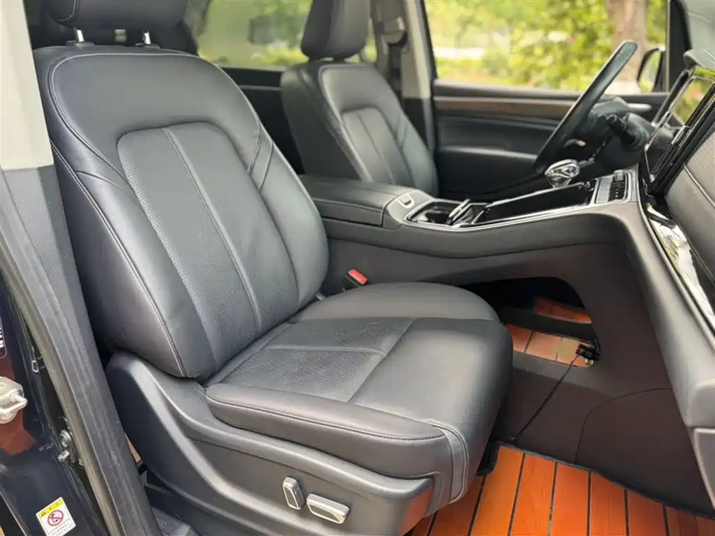 GAC Motor Trumpchi M8 2021 — фото 14