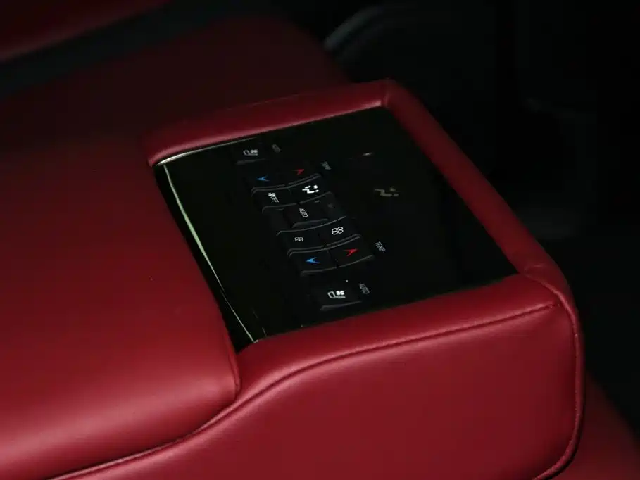 Lexus LX 2020 — фото 19