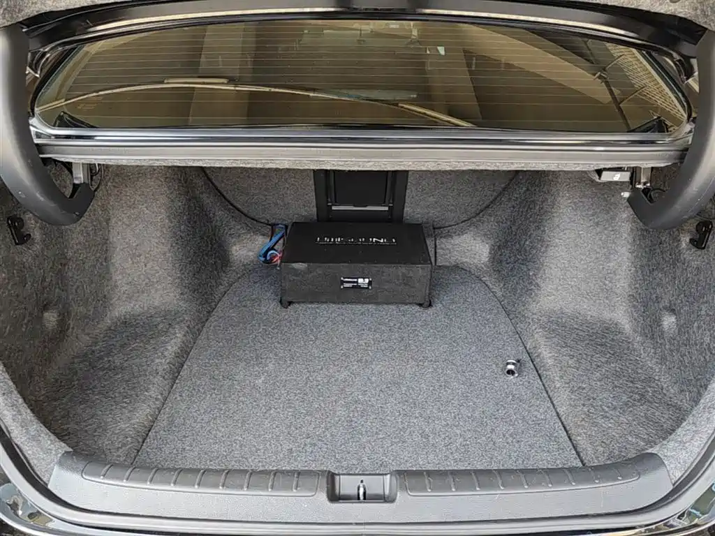 Honda Accord 2022 — фото 19