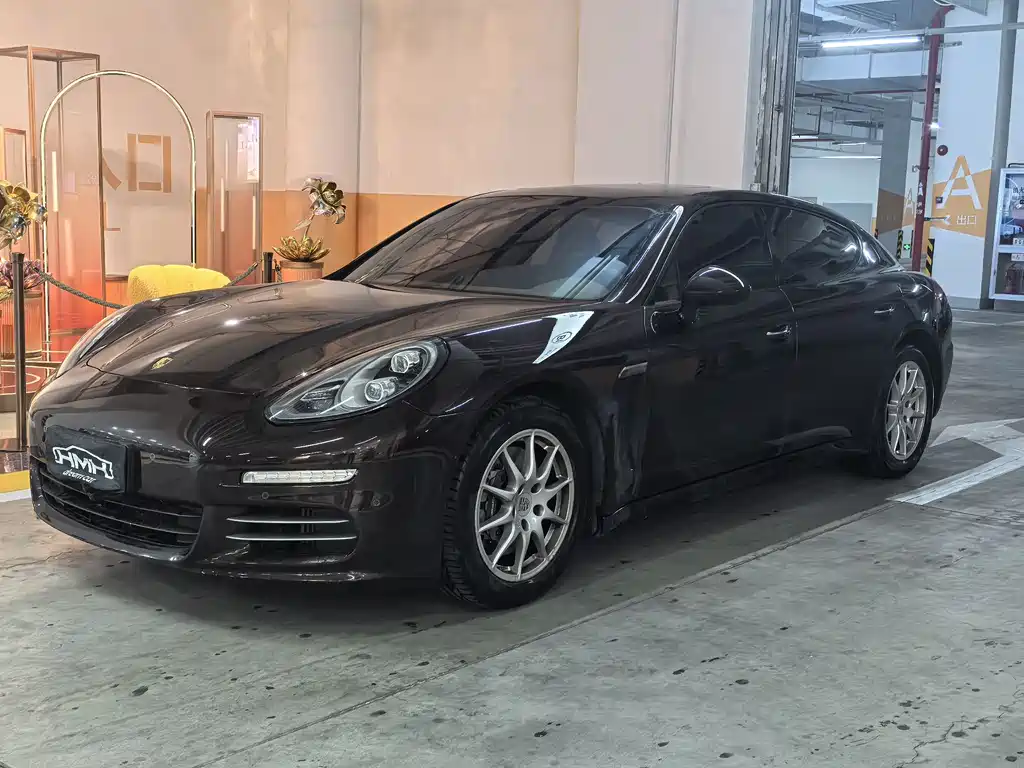 Porsche Panamera 2015 — фото 1