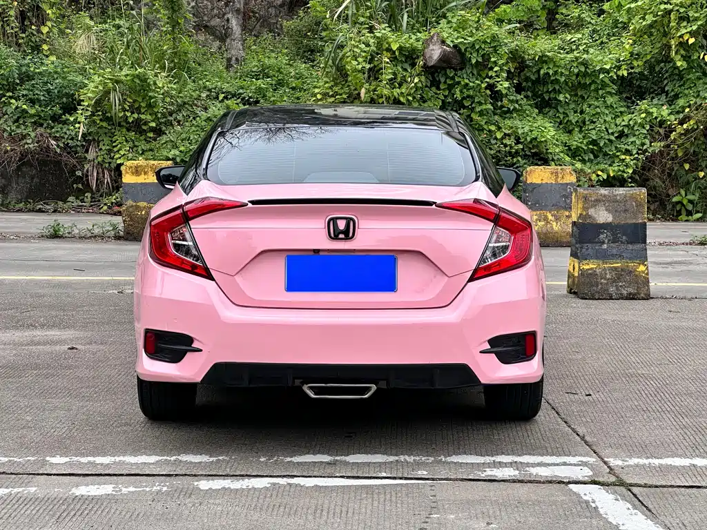 Honda Civic 2019 — фото 12