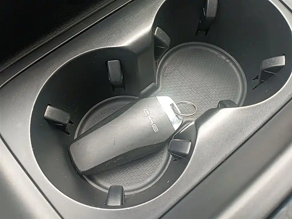 BYD Qin PLUS 2022 — фото 9