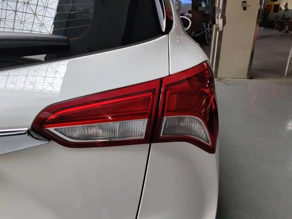 Buick Envision Plus 2019 — фото 8