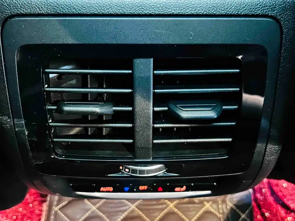 BMW X4 2023 — фото 16