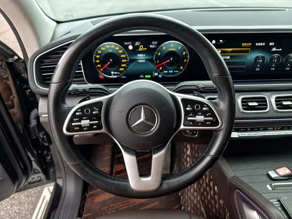Mercedes-Benz GLE 2021 — фото 9