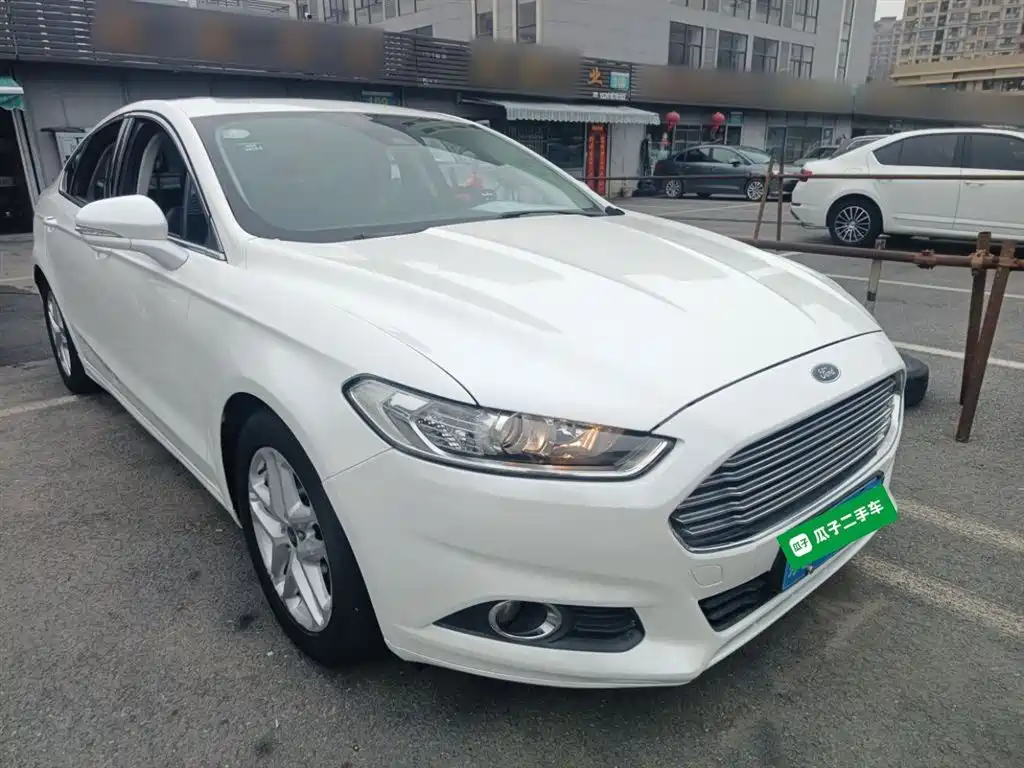 Ford Mondeo 2015 — фото 4