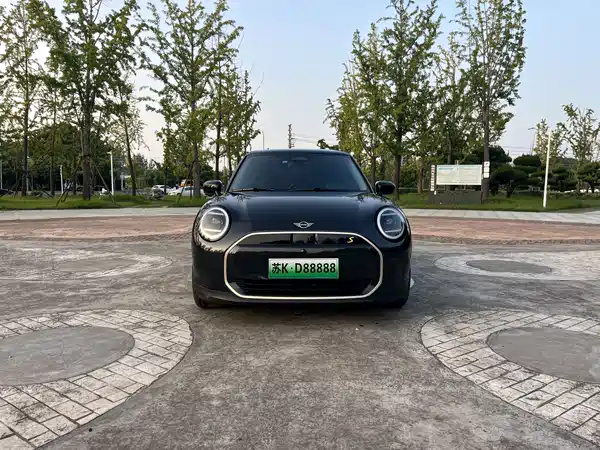MINI Cooper 2024