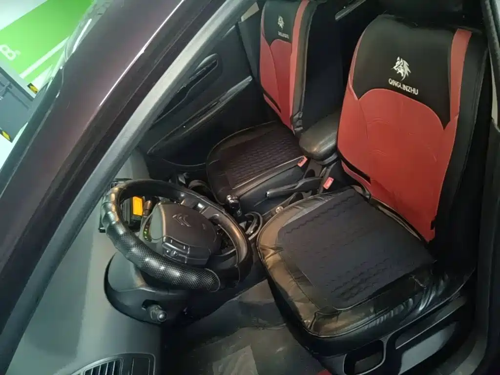 Citroen C-Quatre 2015 — фото 15