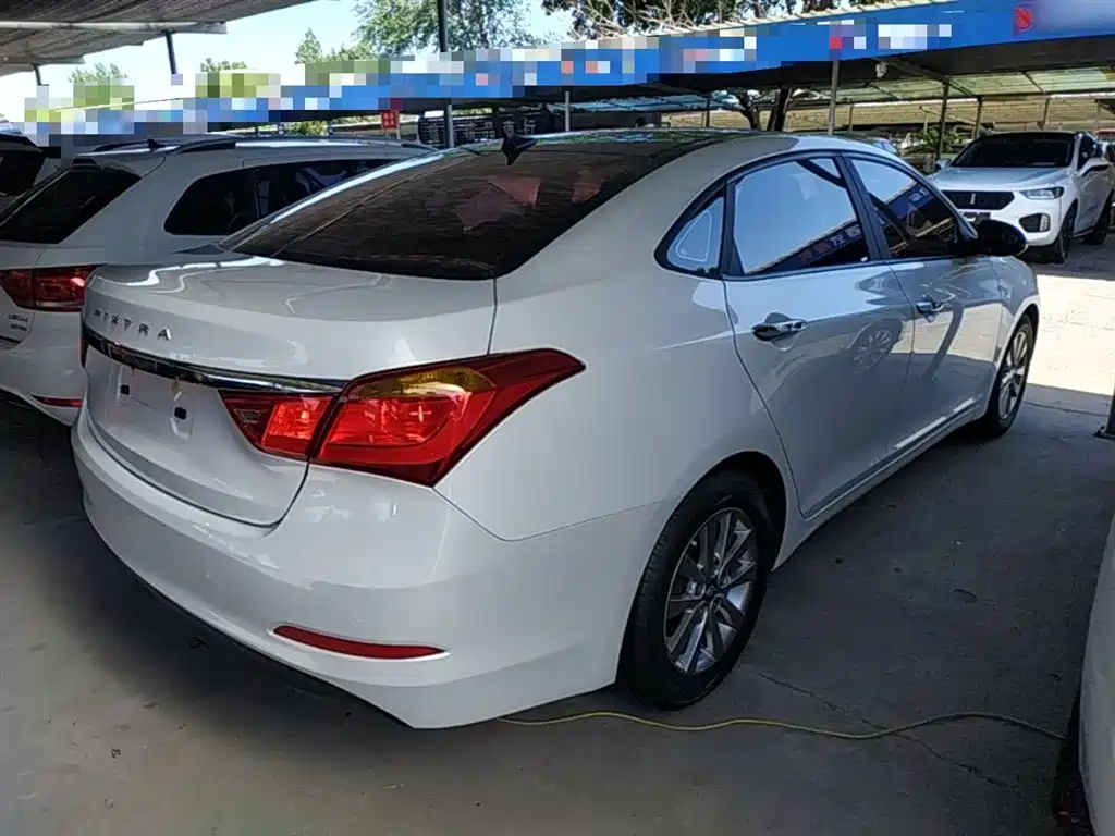Hyundai Mistra 2015 — фото 7