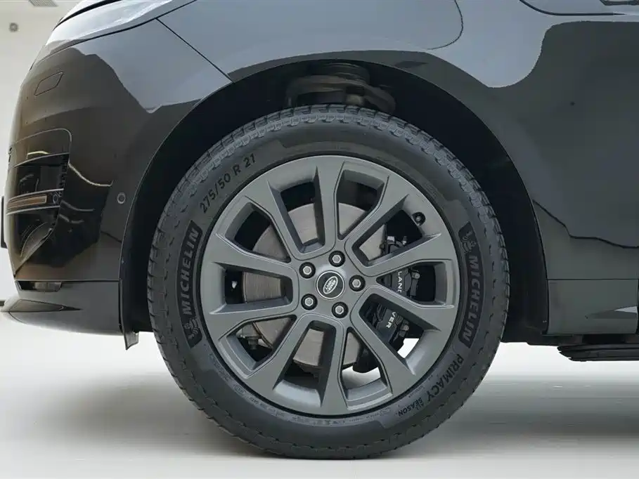 Land Rover Sport 2023 — фото 9