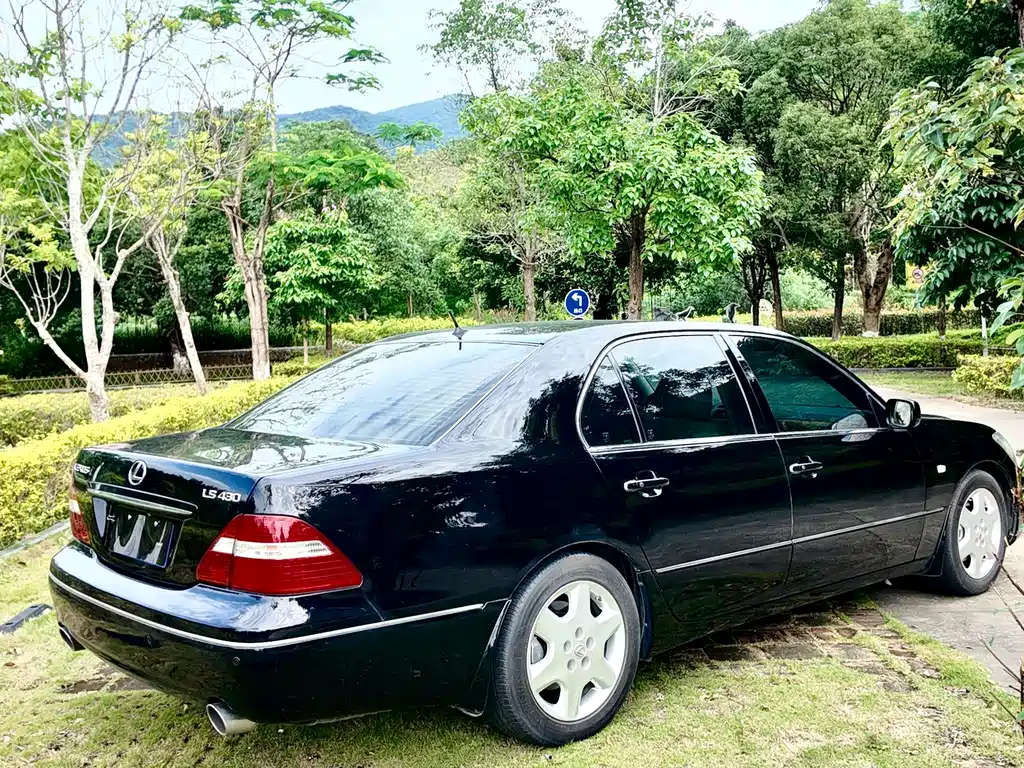Lexus LS 2004 — фото 17