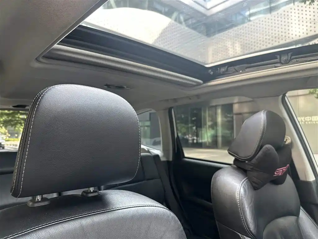 Subaru Forester 2017 — фото 22