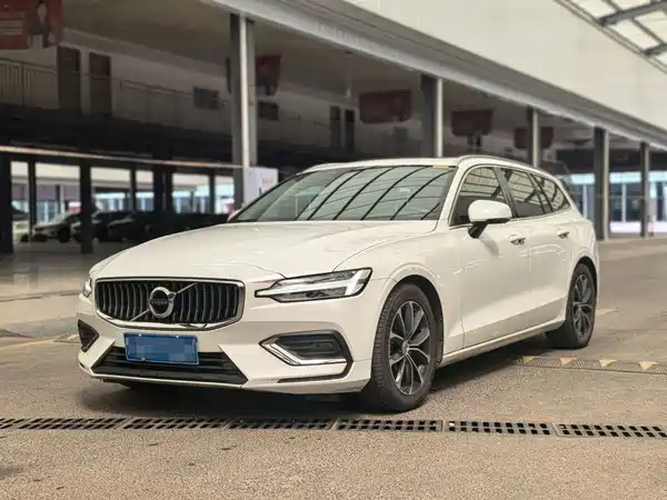 Volvo V60 2020