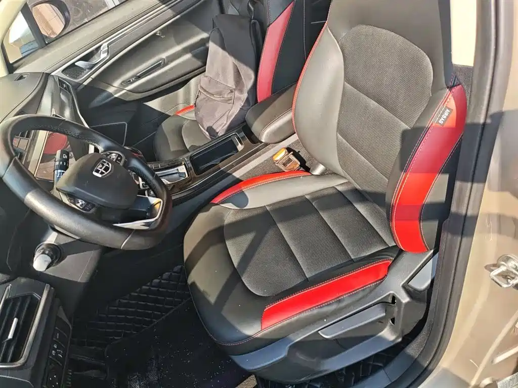 Geely Emgrand GS 2020 — фото 15