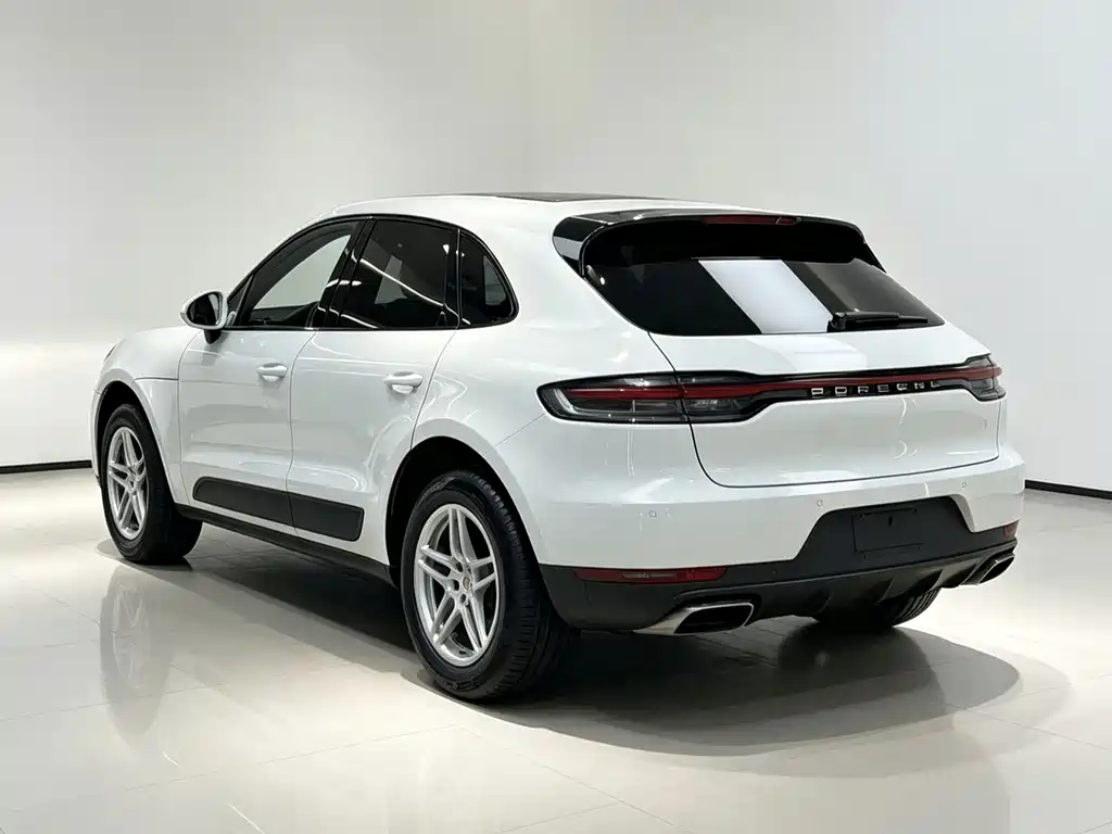 Porsche Macan 2019 — фото 8