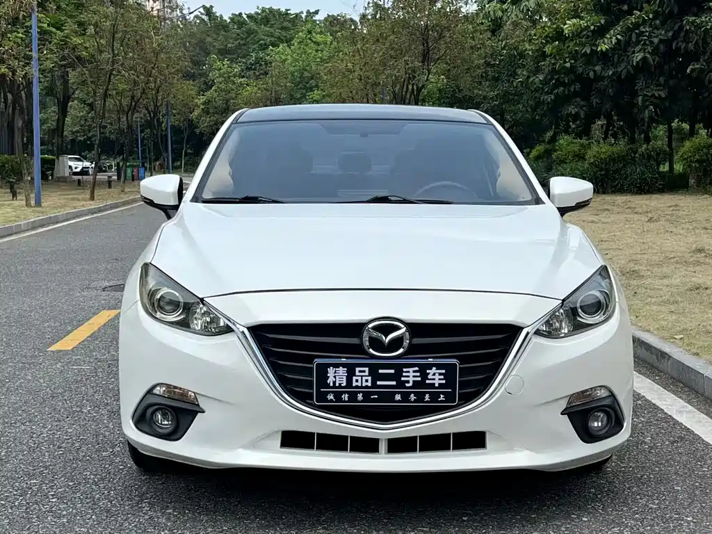 Mazda 3 Axela 2016 — фото 3