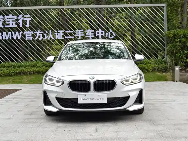 BMW 1 Series 2022