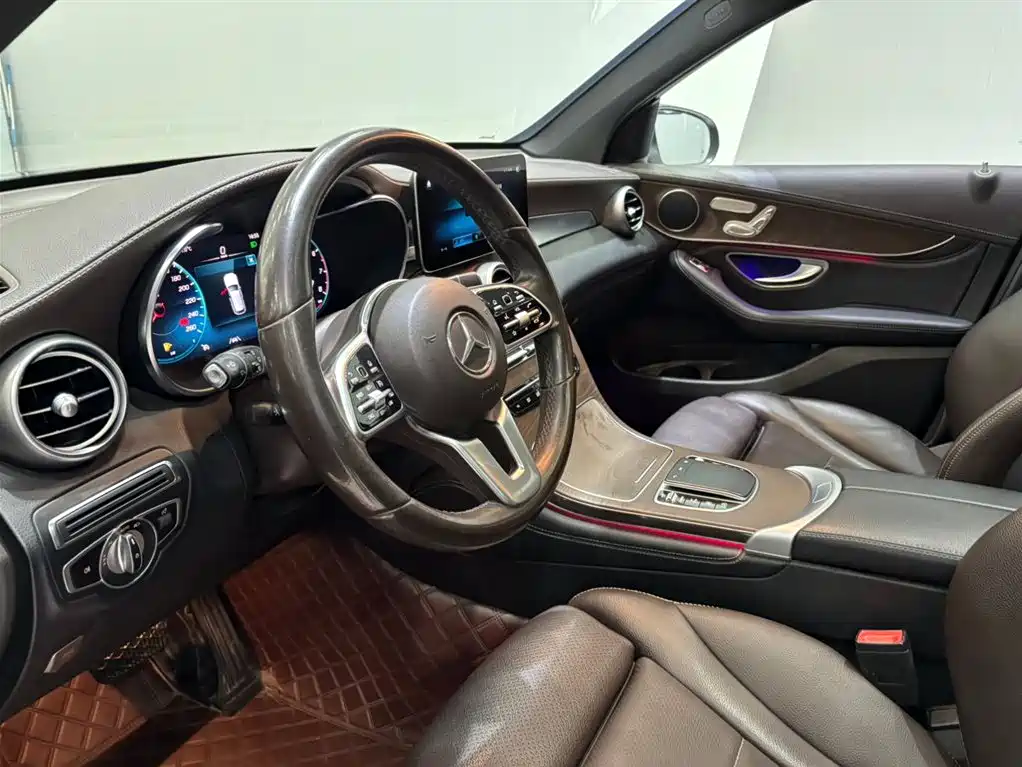 Mercedes-Benz GLC 2020 — фото 11