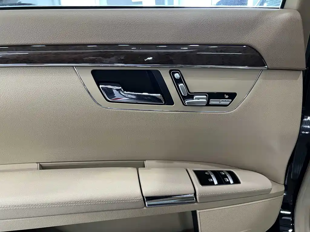 Mercedes-Benz S-Class 2012 — фото 16