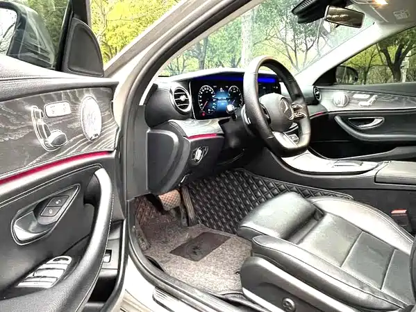 Mercedes-Benz E-Class 2021