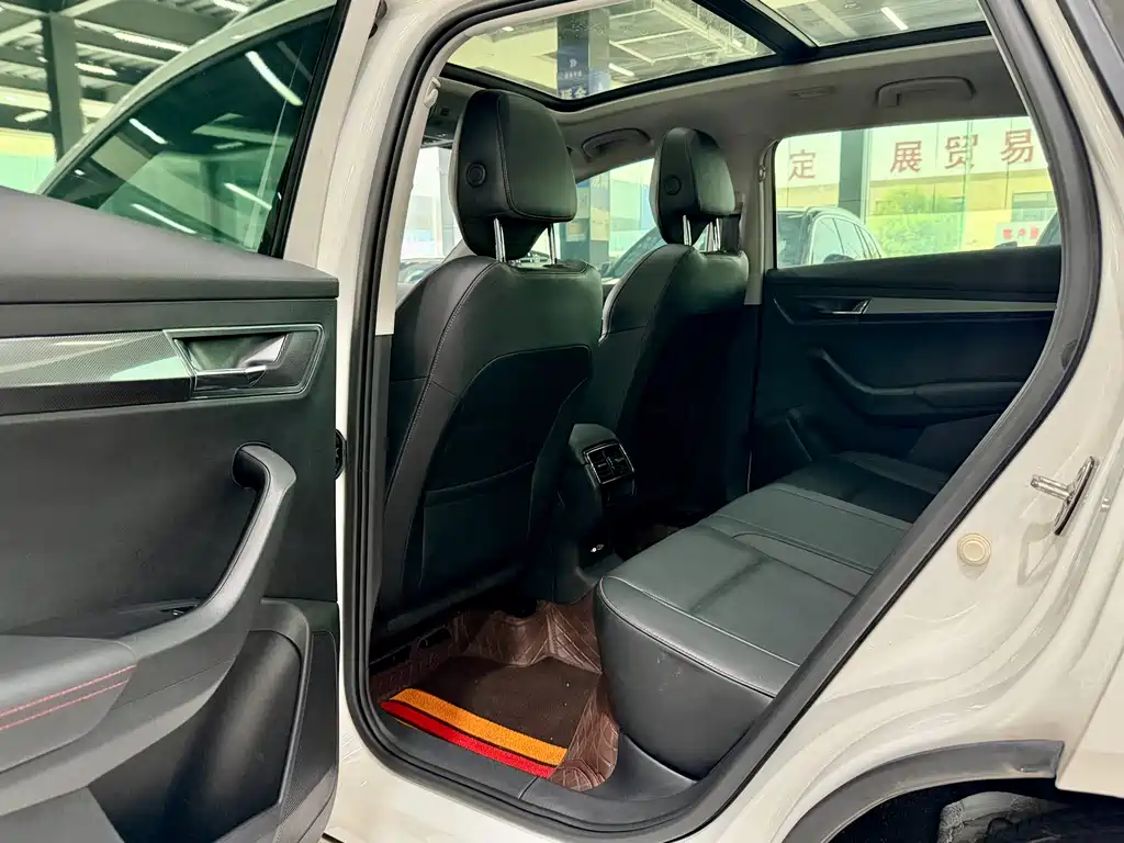 Skoda Karoq 2023 — фото 5