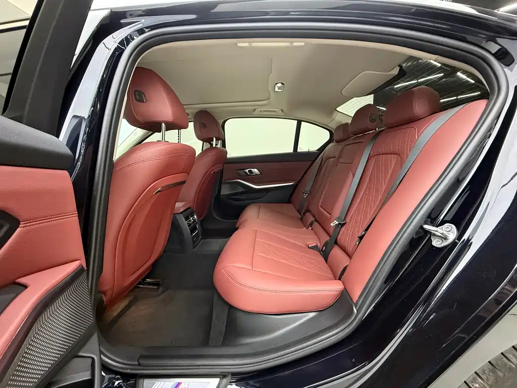 BMW 3 Series 2022 — фото 14
