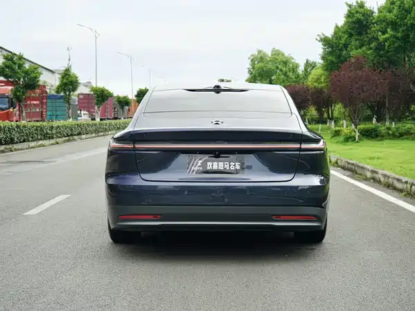 NIO ET7 2022