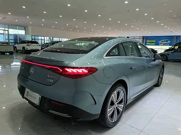 Mercedes-Benz EQE 2025