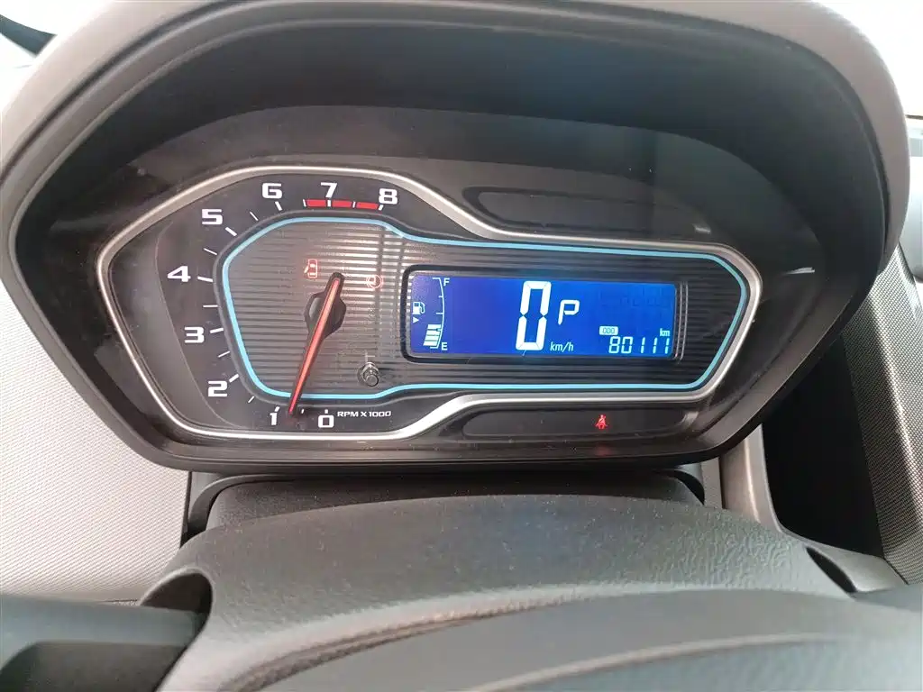 Chevrolet Aveo 2015 — фото 12
