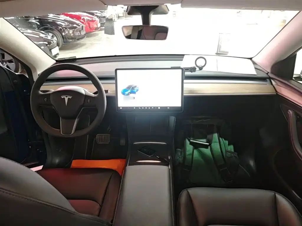 Tesla Model Y 2021 — фото 10