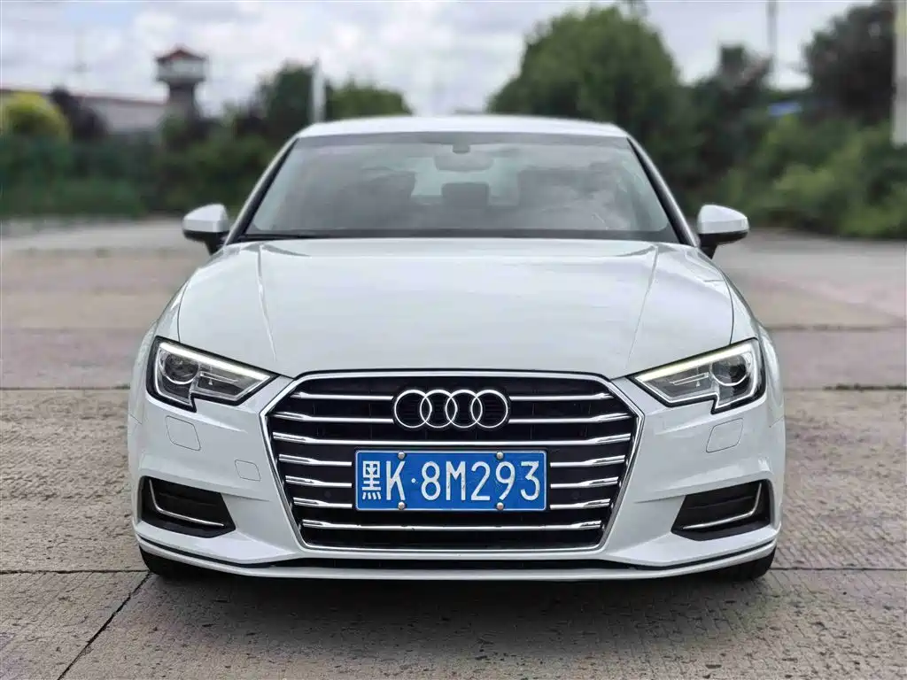 Audi A3 2019 — фото 1