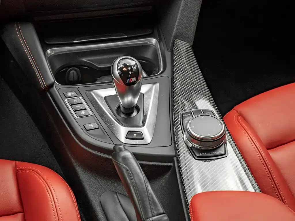 BMW M3 2019 — фото 11