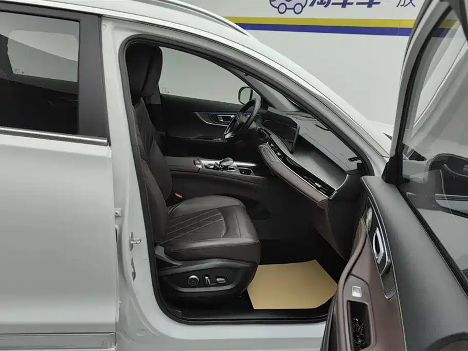 Chery Tiggo 8 PRO 2025 — фото 8