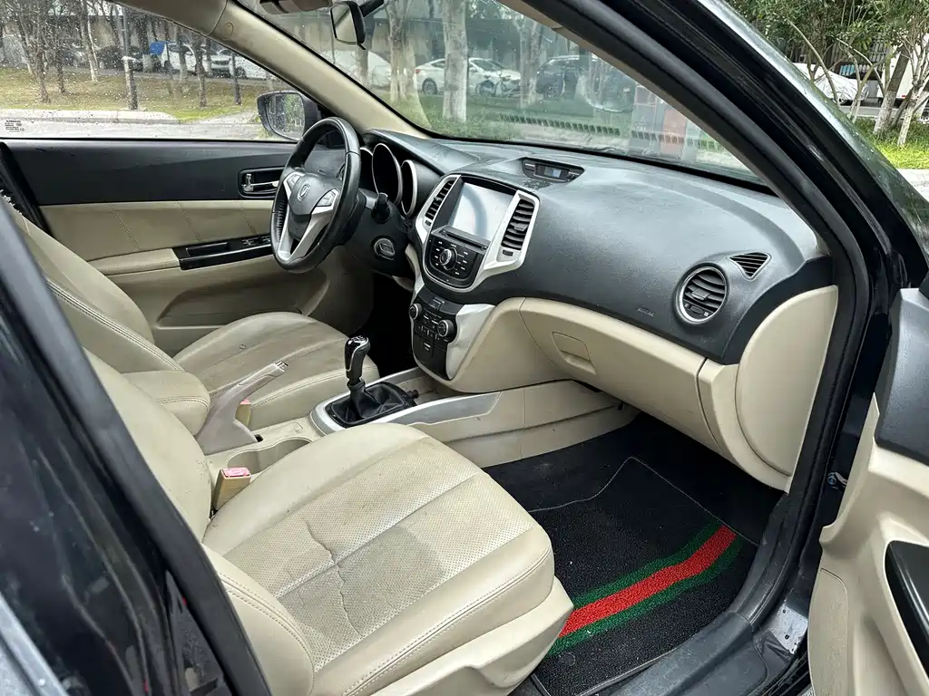 Changan Eado 2014 — фото 16