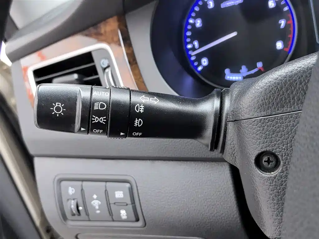 Hyundai Mistra 2014 — фото 21