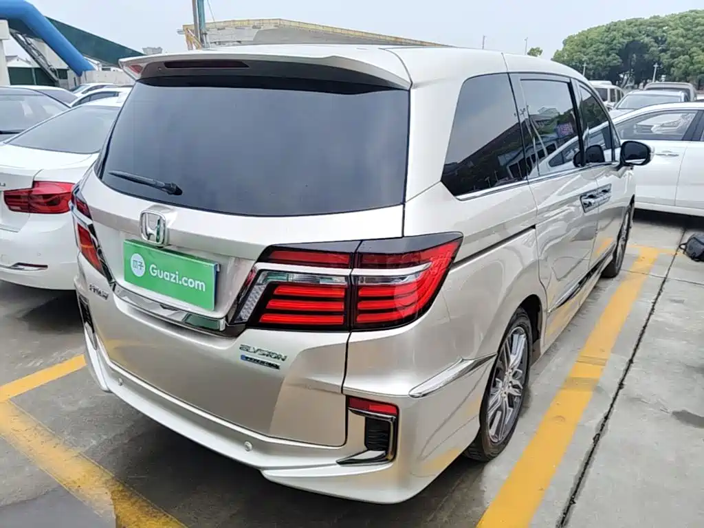 Honda Elysion 2021