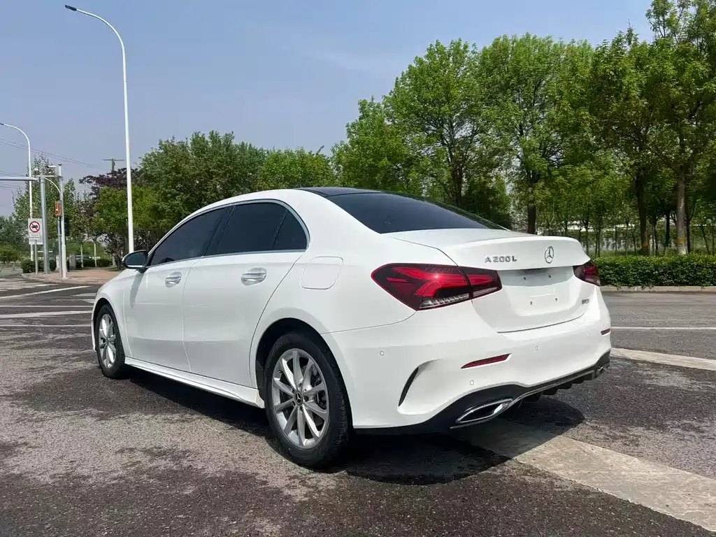 Mercedes-Benz A-Class 2022 — фото 7