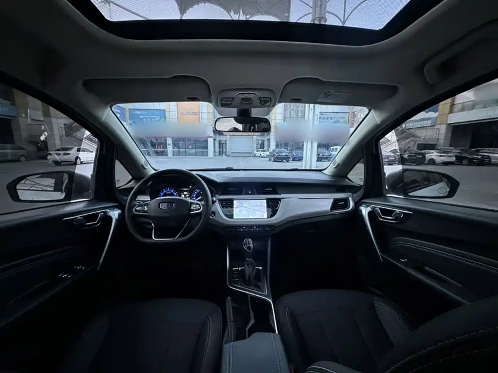 Geely Vision X3 2021 — фото 15