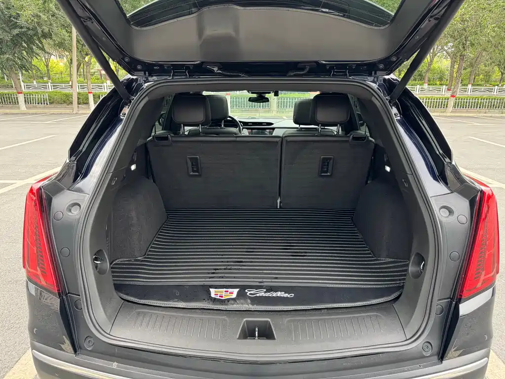 Cadillac XT5 2021 — фото 14