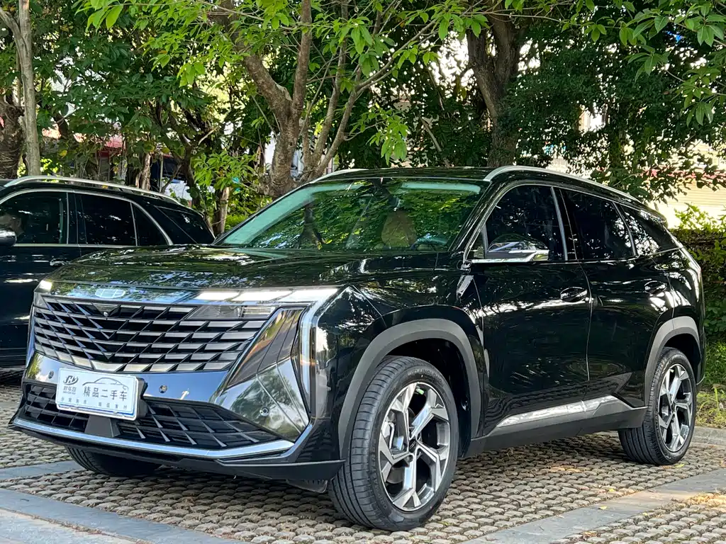 Geely Boyue L 2023 — фото 1