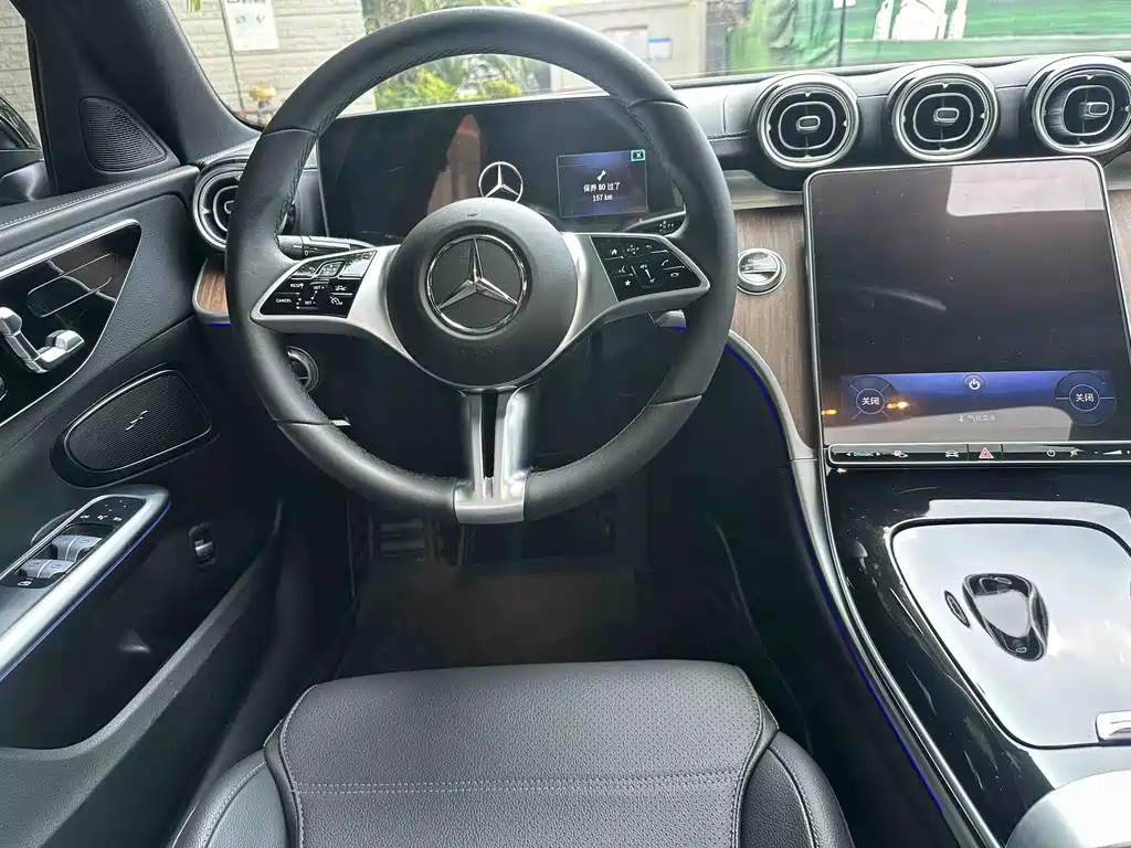 Mercedes-Benz C-Class 2023 — фото 13